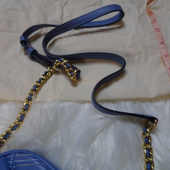 Tory Burch Fleming Soft Contrast-Stitch Camera Bag - Picture 3 of 5